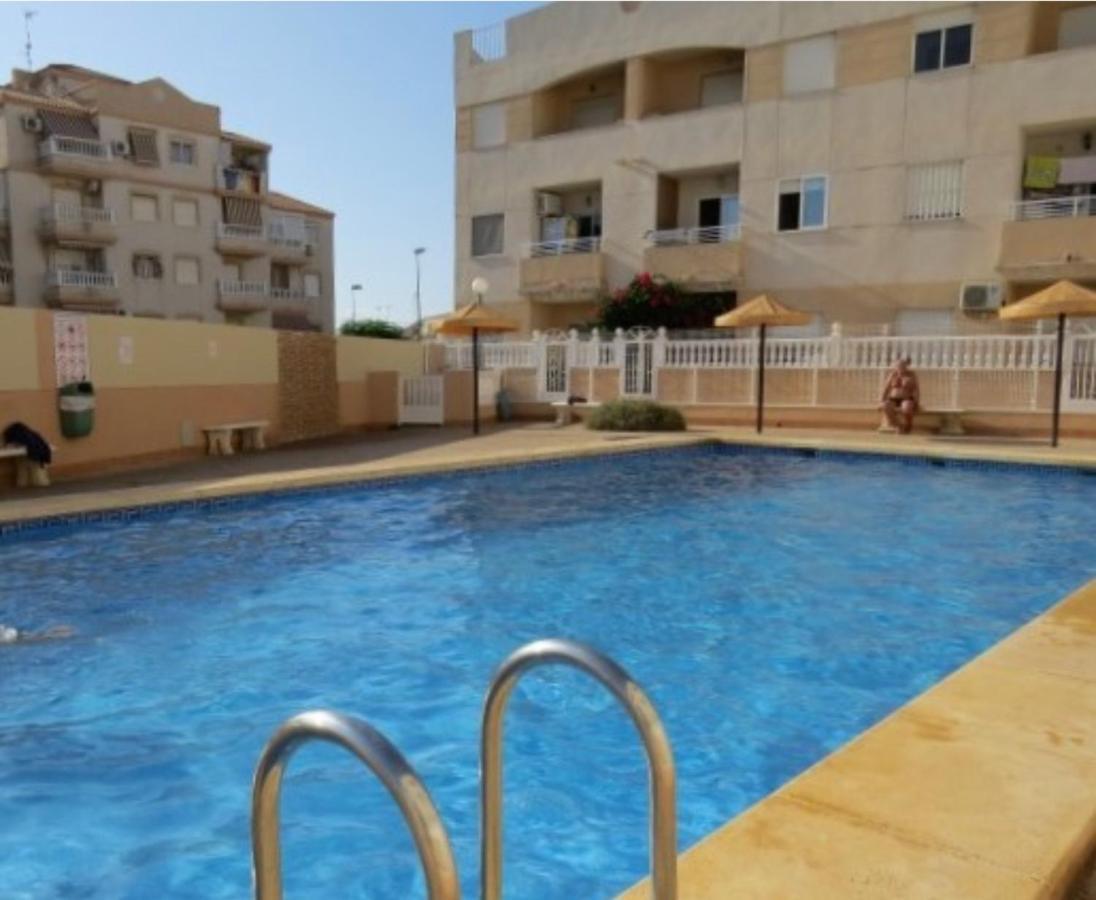 Bonito Apartamento De Dos Habitacion Y Piscina Torrevieja Zewnętrze zdjęcie